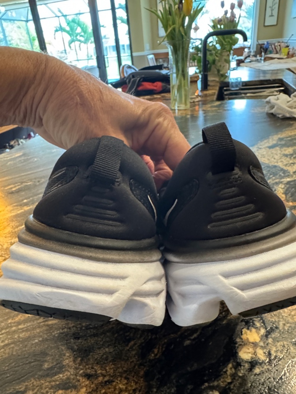 Hoka Bondi 8 Running Shoes - Black with White Sole - Picture 4 of 10